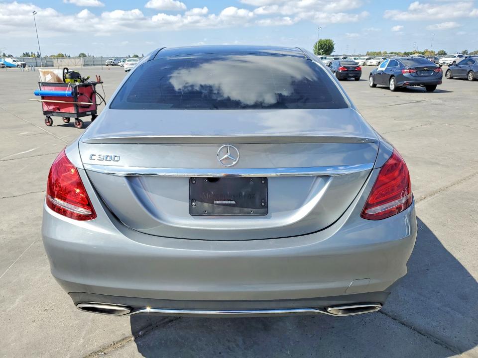 69403396 :رقم المزاد ، 55SWF4JB6GU112957 vin ، 2016 Mercedes-benz C مزاد بيع