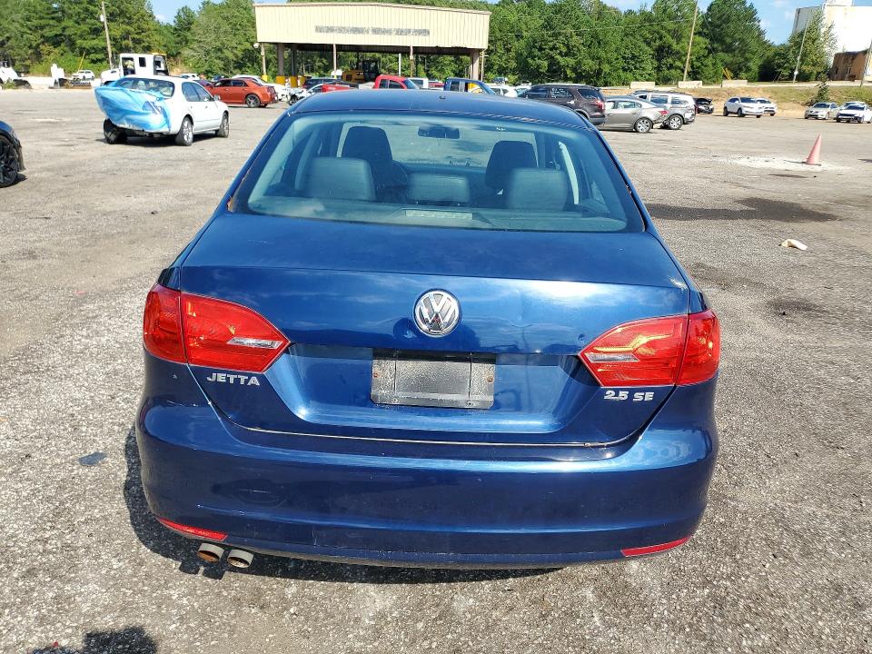 67912796 :رقم المزاد ، 3VWDZ7AJ8BM087862 vin ، 2011 Volkswagen Jetta مزاد بيع