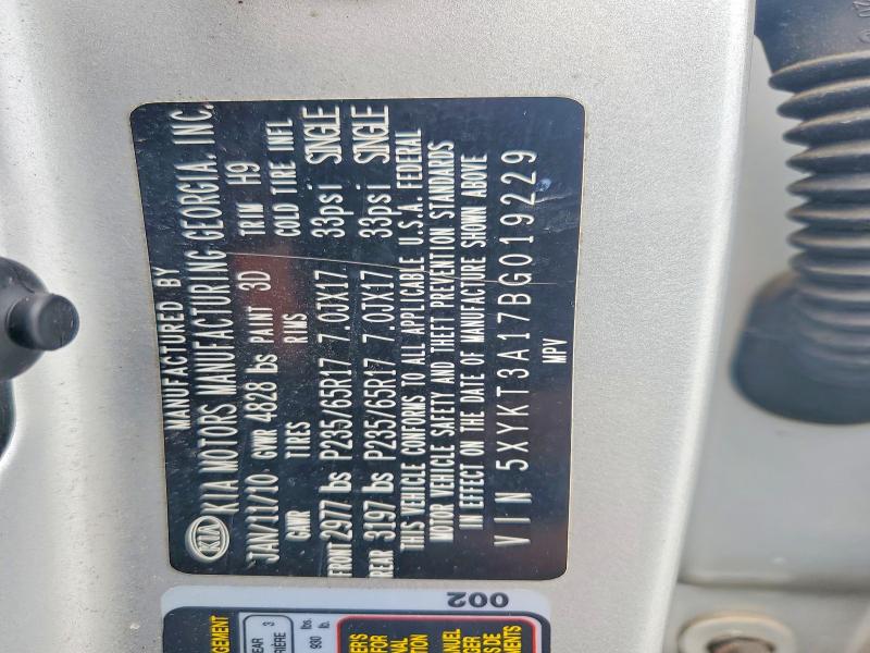 2011 Kia Sorento მანქანა იყიდება აუქციონზე, vin: 5XYKT3A17BG019229        , აუქციონის ნომერი: 69035996