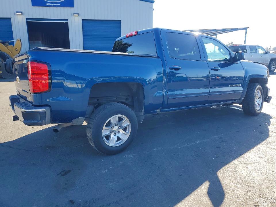 67607876 :رقم المزاد ، 3GCUCRER8JG309894 vin ، 2018 Chevrolet Silverado مزاد بيع