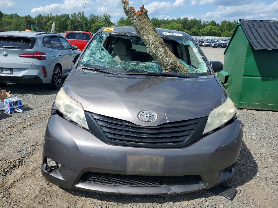 Aukcja sprzedaży 2012 Toyota Sienna, vin: 5TDZK3DCXCS273665, numer aukcji: 67659576