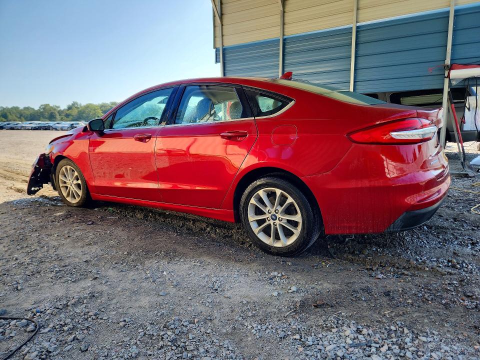 68567616 :رقم المزاد ، 3FA6P0HD3LR217968 vin ، 2020 Ford Fusion مزاد بيع