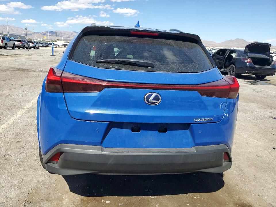 69210806 :رقم المزاد ، JTHP9JBHXM2045632 vin ، 2021 Lexus Ux مزاد بيع