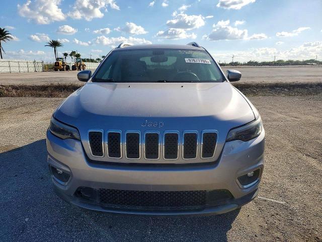 71110806 :رقم المزاد ، 1C4PJLDB8KD123243 vin ، 2019 Jeep Cherokee مزاد بيع