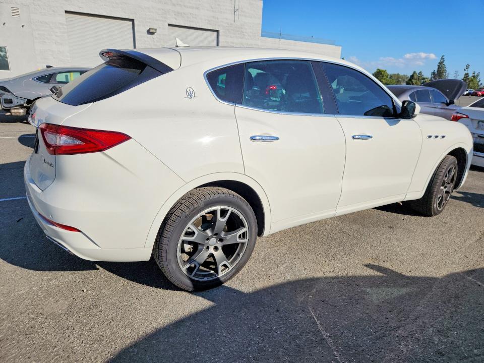 Продажа на аукционе авто 2019 Maserati Levante, vin: ZN661XUAXKX308336, номер лота: 65964046