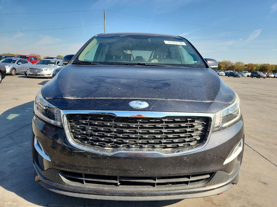 70324136 :رقم المزاد ، KNDMB5C18L6578152 vin ، 2020 Kia Sedona مزاد بيع