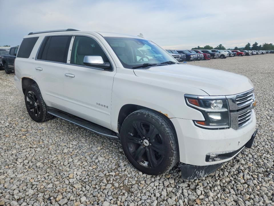 67452656 :رقم المزاد ، 1GNSKCKC3FR628691 vin ، 2015 Chevrolet Tahoe مزاد بيع