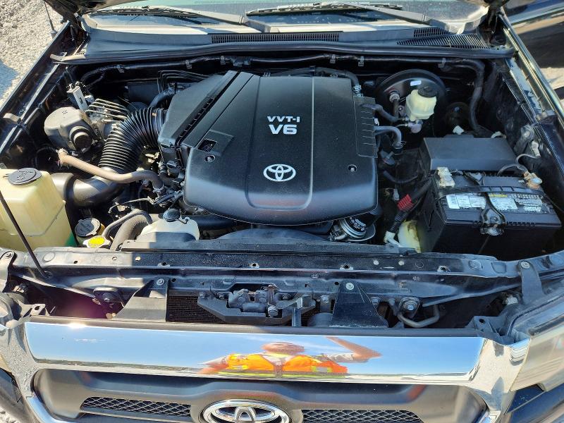 69779606 :رقم المزاد ، 5TFJU4GNXFX065620 vin ، 2015 Toyota Tacoma مزاد بيع