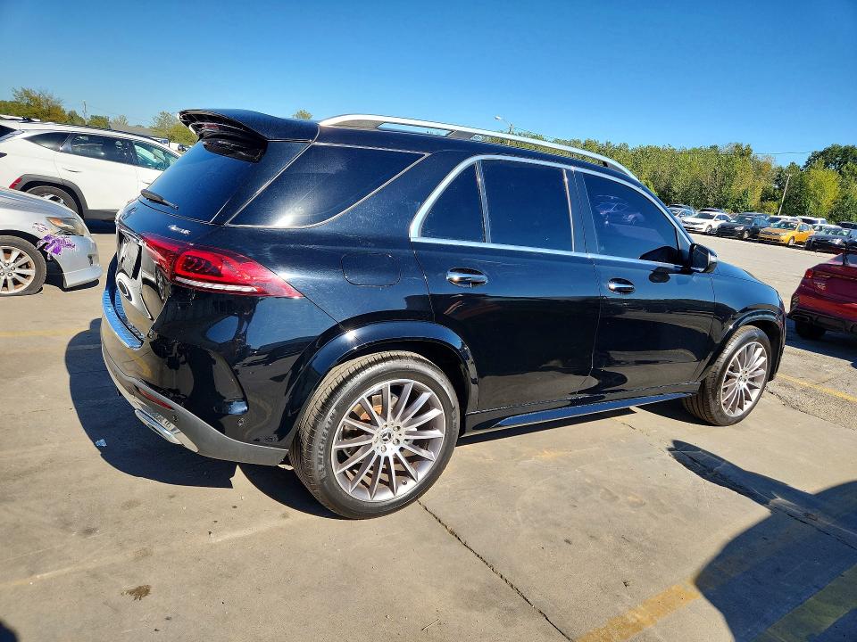 Продажа на аукционе авто 2021 Mercedes-benz Gle, vin: 4JGFB4KBXMA568858, номер лота: 70627006