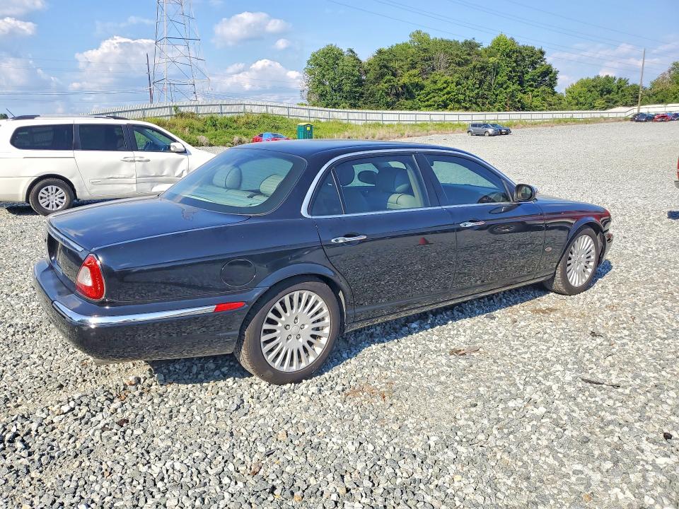 2006 Jaguar Vandenplas მანქანა იყიდება აუქციონზე, vin: SAJWA82B46SG50519, აუქციონის ნომერი: 67652506