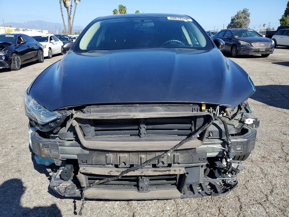 Продаж на аукціоні авто 2018 Ford Fusion, vin: 3FA6P0LU6JR163196, номер лоту: 69618756