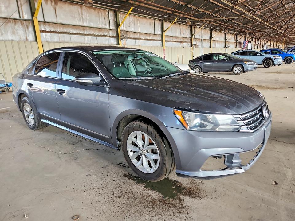 69179416 :رقم المزاد ، 1VWAT7A31GC064437 vin ، 2016 Volkswagen Passat مزاد بيع
