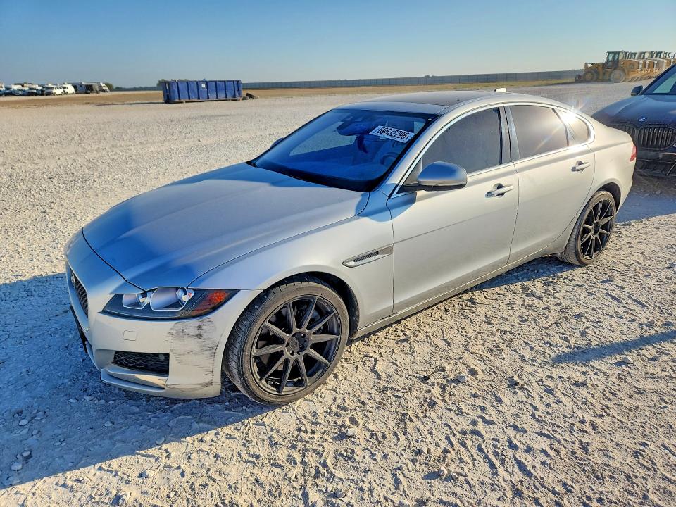 69632296 :رقم المزاد ، SAJBD4BV3HCY46888 vin ، 2017 Jaguar Xf مزاد بيع