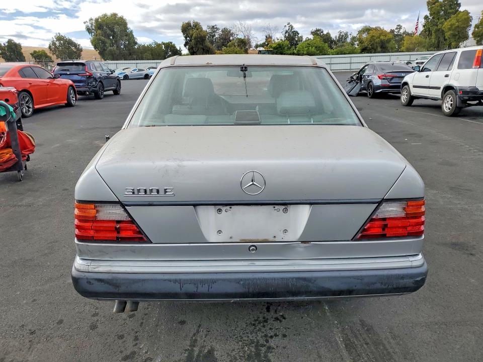 Продаж на аукціоні авто 1992 Mercedes-benz 300, vin: WDBEA26D0NB635657, номер лоту: 67351116