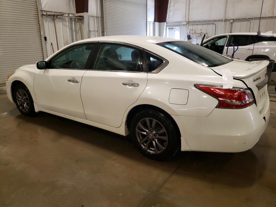 Продажа на аукционе авто 2015 Nissan Altima, vin: 1N4AL3AP8FN342273, номер лота: 69124676