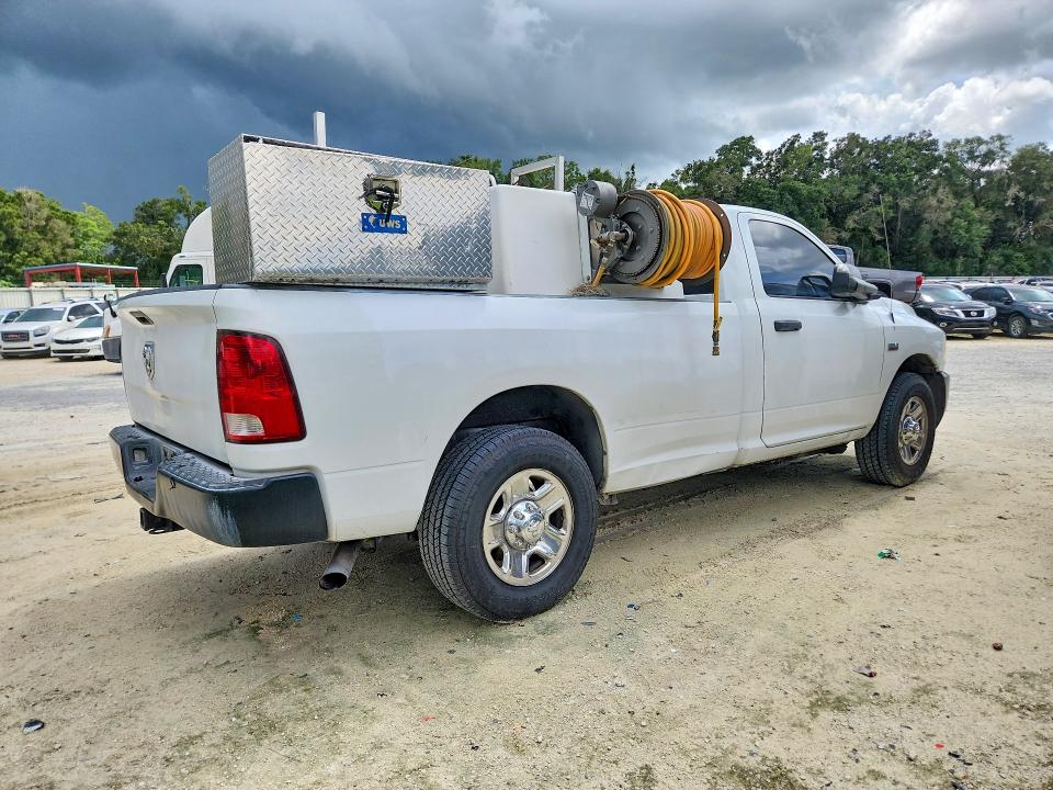 66823906 :رقم المزاد ، 3C6MR4AJ3JG221148 vin ، 2018 Ram 2500 مزاد بيع