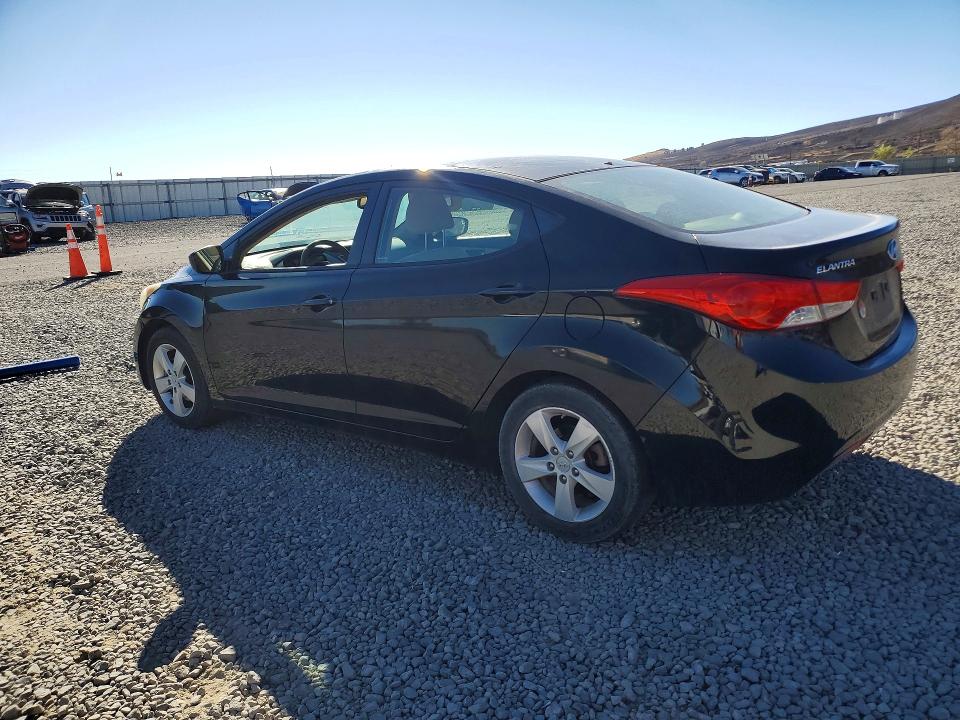 70811156 :رقم المزاد ، KMHDH4AE5DU595045 vin ، 2013 Hyundai Elantra مزاد بيع