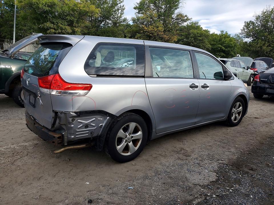 Aukcja sprzedaży 2011 Toyota Sienna, vin: 5TDZK3DC7BS100765, numer aukcji: 69952166