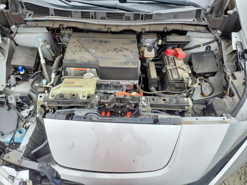 69958526 :رقم المزاد ، 1N4AZ1CP3JC308231 vin ، 2018 Nissan Leaf مزاد بيع