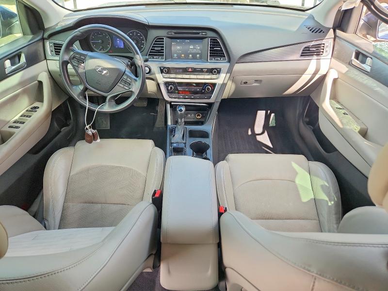 68076926 :رقم المزاد ، 5NPE34AF4HH486981 vin ، 2017 Hyundai Sonata مزاد بيع