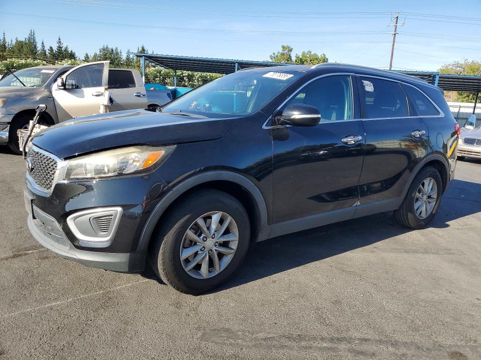 Auction sale of the 2017 Kia Sorento, vin: 5XYPG4A52HG217941, lot number: 70076856