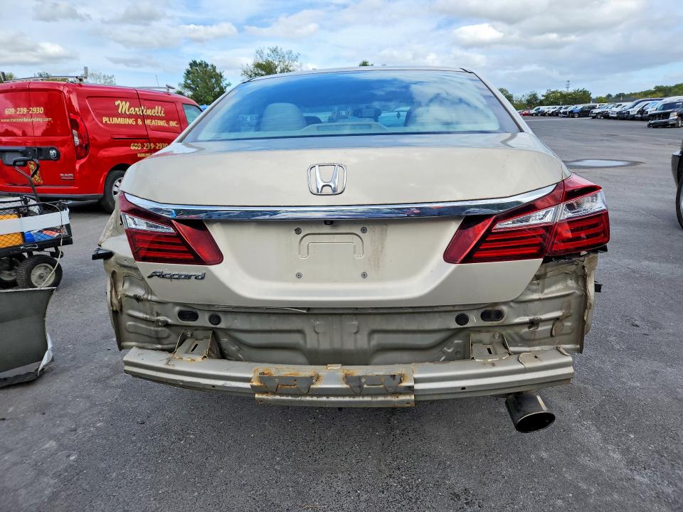 Продажа на аукционе авто 2017 Honda Accord, vin: 1HGCR2F34HA096612, номер лота: 69743646
