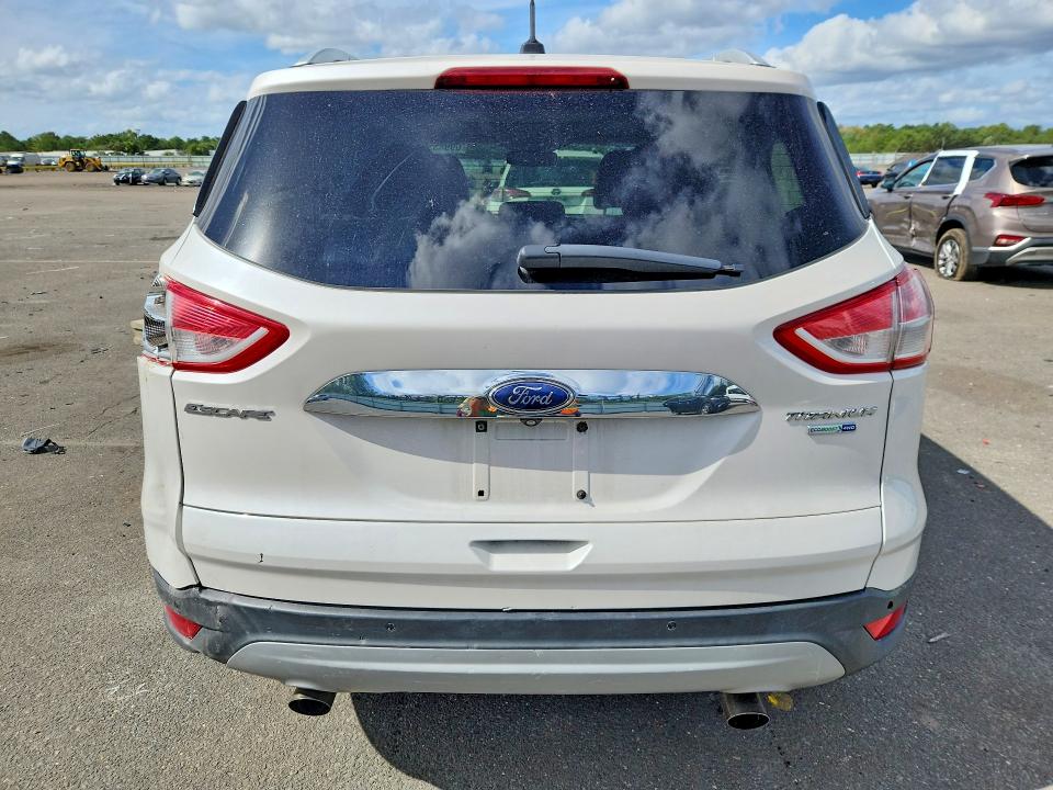 2014 Ford Escape მანქანა იყიდება აუქციონზე, vin: 1FMCU9J96EUB52721, აუქციონის ნომერი: 69983386