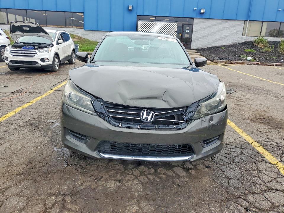 2013 Honda Accord მანქანა იყიდება აუქციონზე, vin: 1HGCR2F32DA252298, აუქციონის ნომერი: 68860776