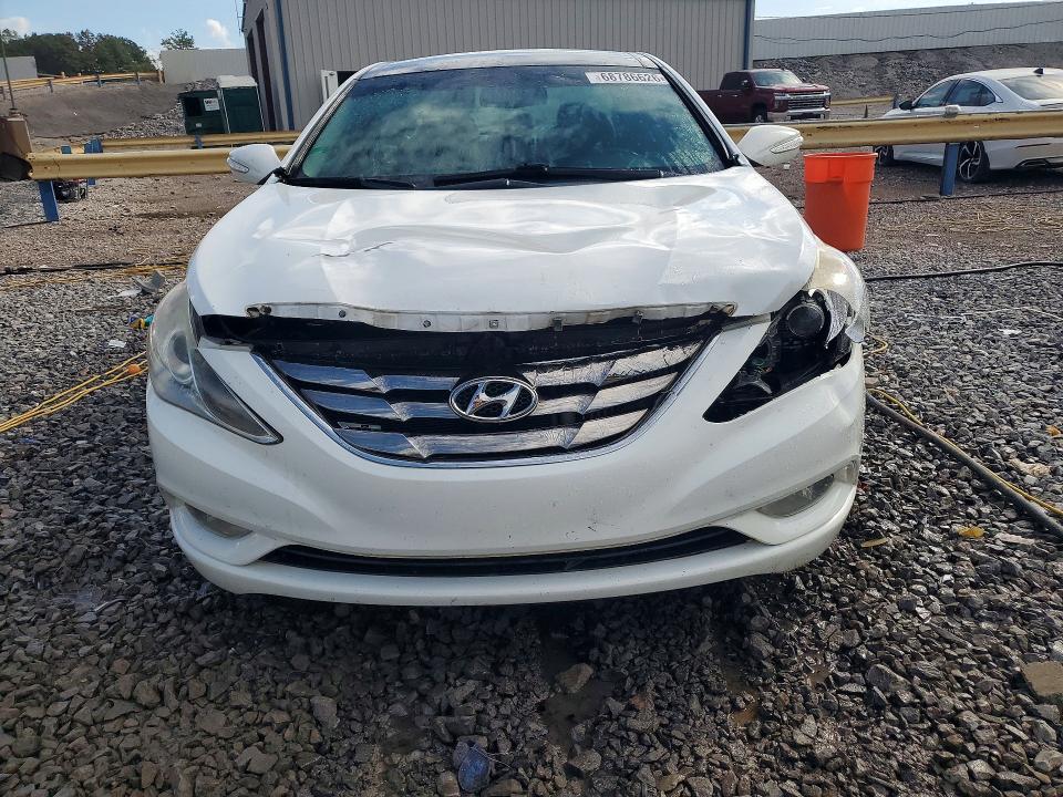 68786626 :رقم المزاد ، 5NPEC4AB1DH681735 vin ، 2013 Hyundai Sonata مزاد بيع