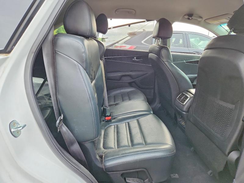 2018 Kia Sorento მანქანა იყიდება აუქციონზე, vin: 5XYPHDA56JG366727, აუქციონის ნომერი: 68734506