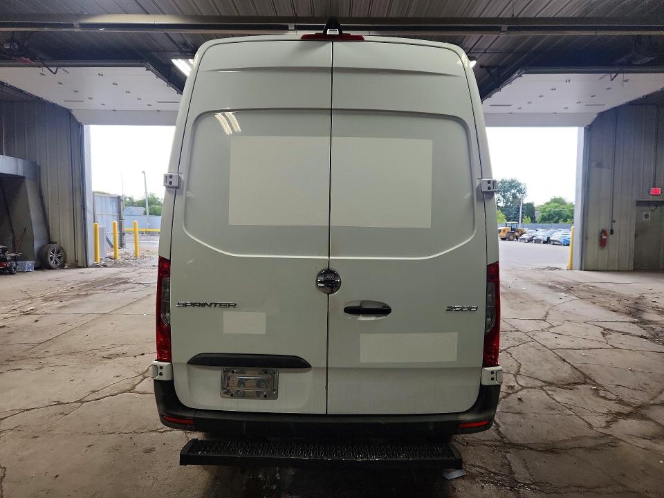 2021 Freightliner Sprinter მანქანა იყიდება აუქციონზე, vin: W2Y40BHY5MT066893, აუქციონის ნომერი: 67060556