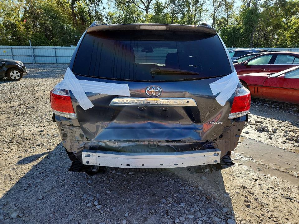 Продажа на аукционе авто 2012 Toyota Highlander, vin: 5TDBK3EH4CS173735, номер лота: 68043336
