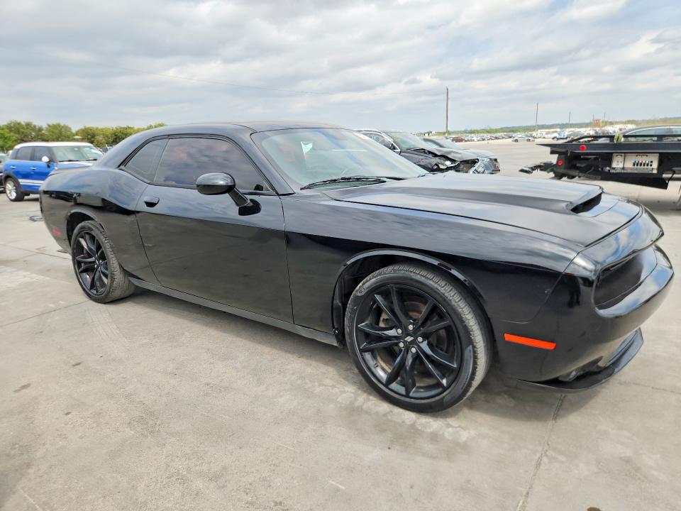 67729196 :رقم المزاد ، 2C3CDZAG0JH132498 vin ، 2018 Dodge Challenger مزاد بيع