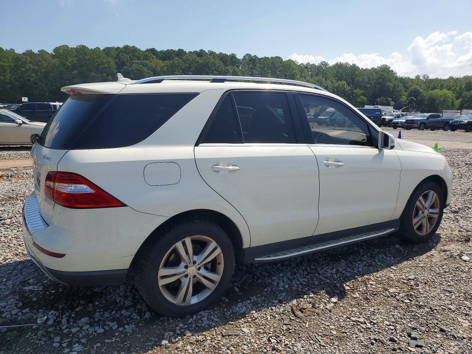 68995886 :رقم المزاد ، 4JGDA5HB1DA194177         vin ، 2013 Mercedes-benz Ml مزاد بيع