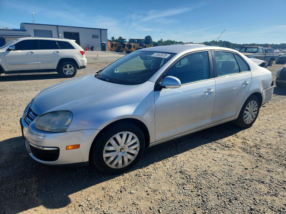 2010 Volkswagen Jetta მანქანა იყიდება აუქციონზე, vin: 3VWJX7AJ4AM001874, აუქციონის ნომერი: 67653876