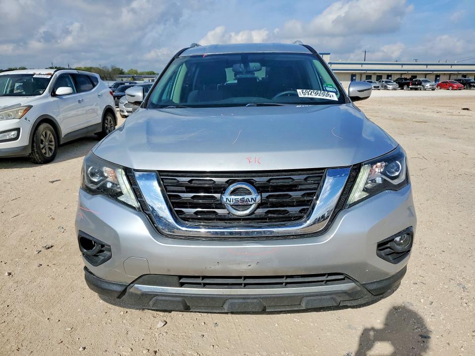 Продажа на аукционе авто 2017 Nissan Pathfinder, vin: 5N1DR2MN2HC681051, номер лота: 69296906