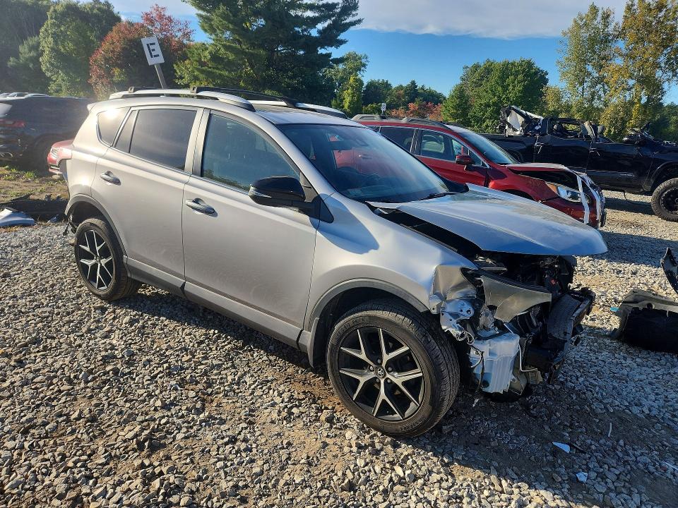 Продажа на аукционе авто 2016 Toyota Rav4, vin: 2T3JFREV8GW496456, номер лота: 70613556