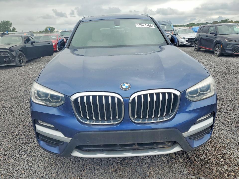69824466 :رقم المزاد ، 5UXTR9C51JLD69028 vin ، 2018 Bmw X3 مزاد بيع