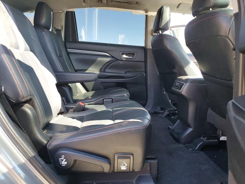 69086076 :رقم المزاد ، 5TDJZRFH7KS956085 vin ، 2019 Toyota Highlander مزاد بيع