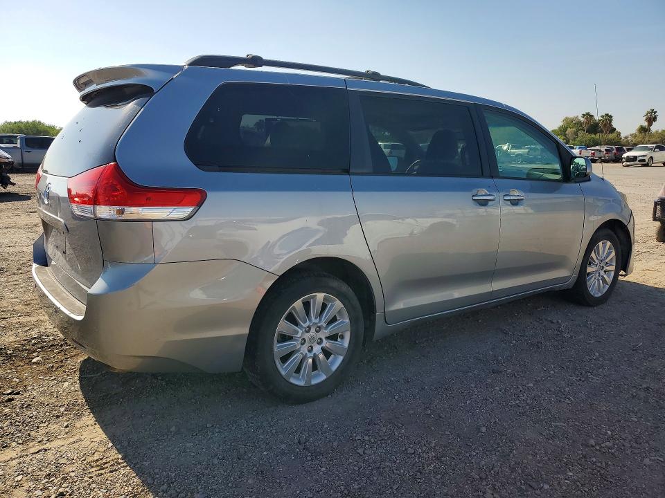 Aukcja sprzedaży 2014 Toyota Sienna, vin: 5TDDK3DC5ES080661, numer aukcji: 68448566