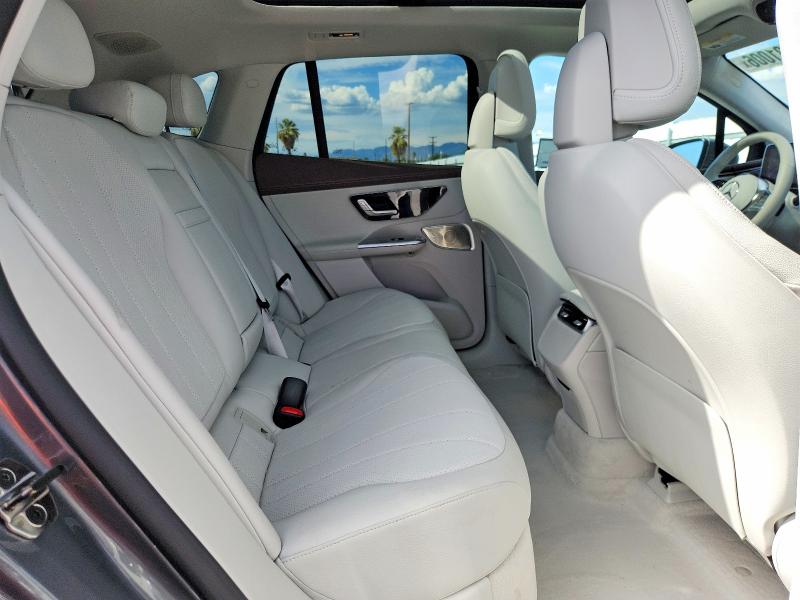 68131006 :رقم المزاد ، 4JGGM1CB9PA020513 vin ، 2023 Mercedes-benz Eqe Suv مزاد بيع