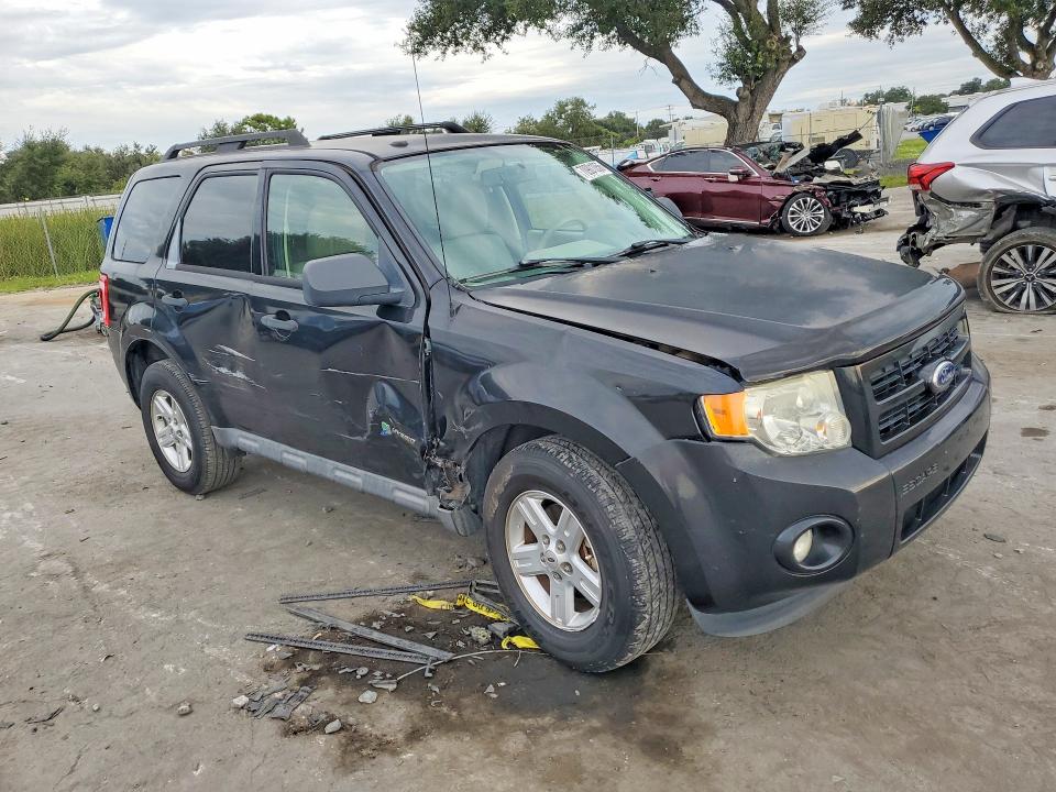 Продаж на аукціоні авто 2011 Ford Escape, vin: 1FMCU5K39BKA09689, номер лоту: 70901056