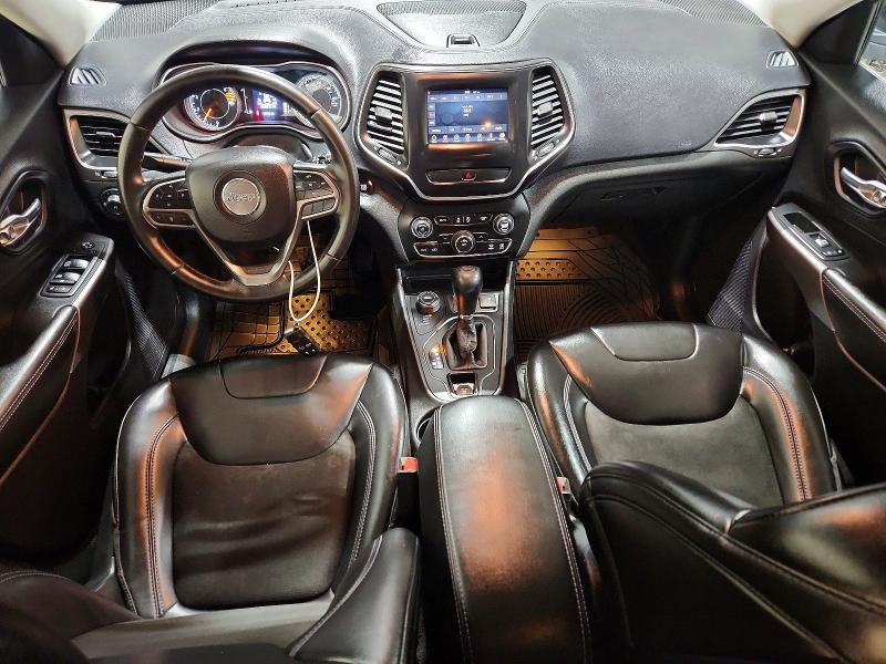 70455586 :رقم المزاد ، 1C4PJMLB8KD194708 vin ، 2019 Jeep Cherokee مزاد بيع