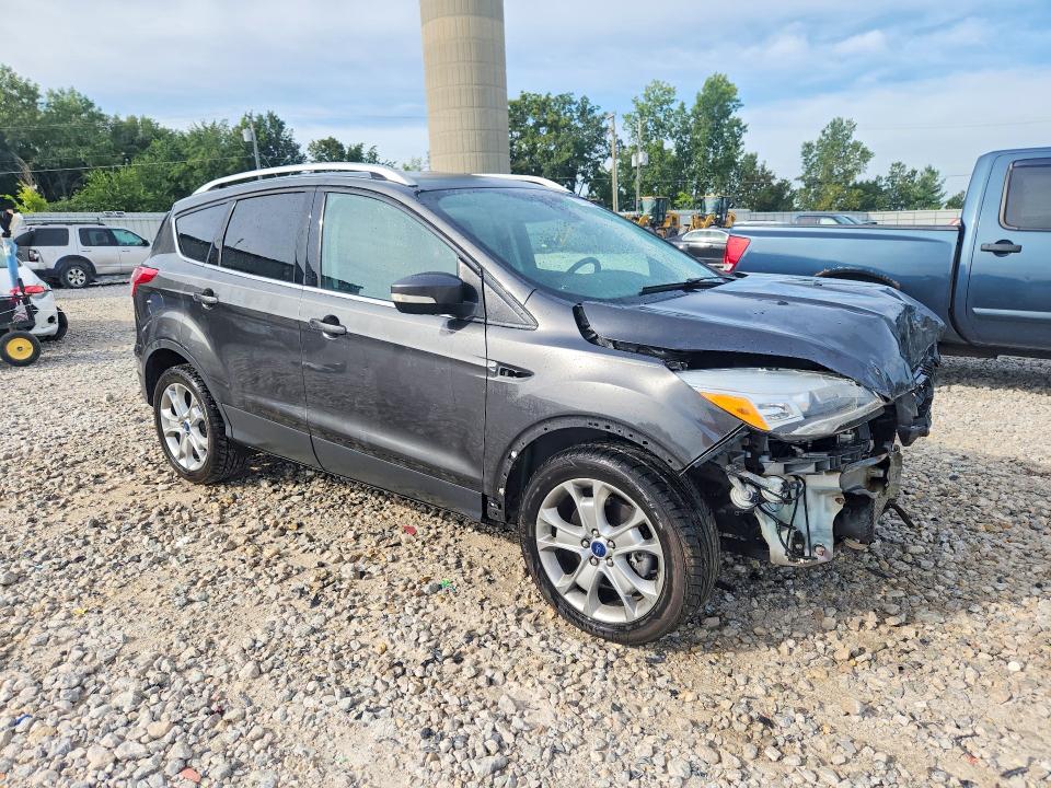 Продажа на аукционе авто 2016 Ford Escape, vin: 1FMCU9J97GUA96002, номер лота: 67707496