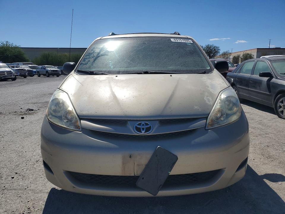 Продаж на аукціоні авто 2010 Toyota Sienna, vin: 5TDKK4CC6AS342969, номер лоту: 69151666