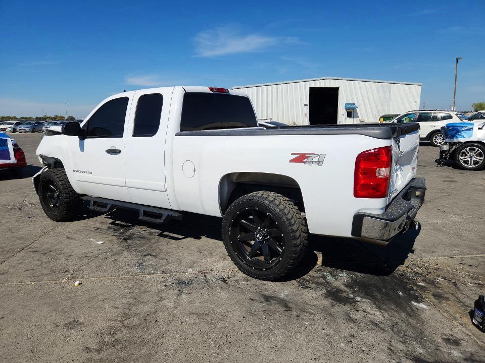 2008 Chevrolet Silverado მანქანა იყიდება აუქციონზე, vin: 2GCEK190X81325876, აუქციონის ნომერი: 70223716