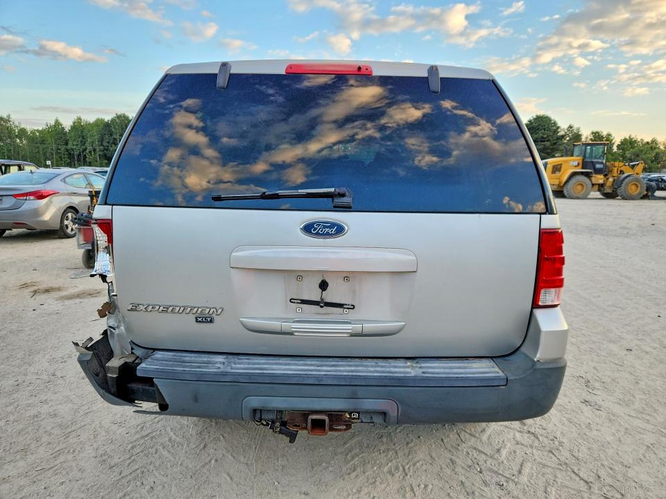 Продажа на аукционе авто 2004 Ford Expedition, vin: 1FMRU15W04LA23034, номер лота: 69688556