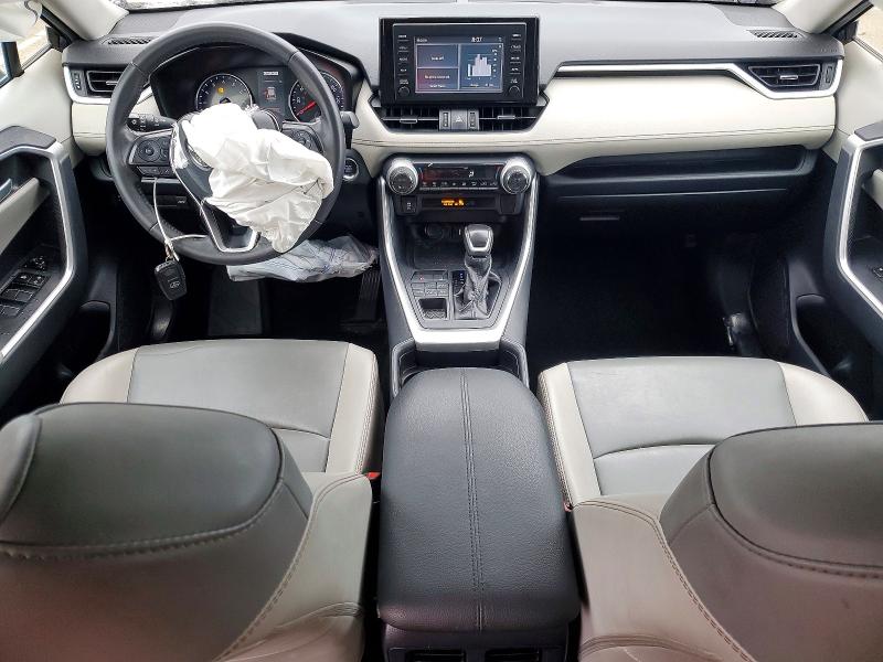 69951376 :رقم المزاد ، 2T3A1RFV4KC013309 vin ، 2019 Toyota Rav4 مزاد بيع