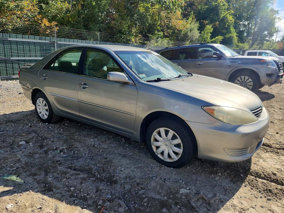 Auction sale of the 2005 Toyota Camry, vin: 4T1BE32K05U968704, lot number: 70102526