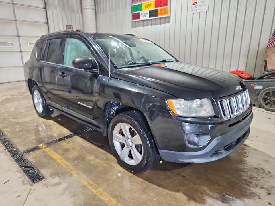 68915076 :رقم المزاد ، 1J4NT1FA0BD193131 vin ، 2011 Jeep Compass مزاد بيع